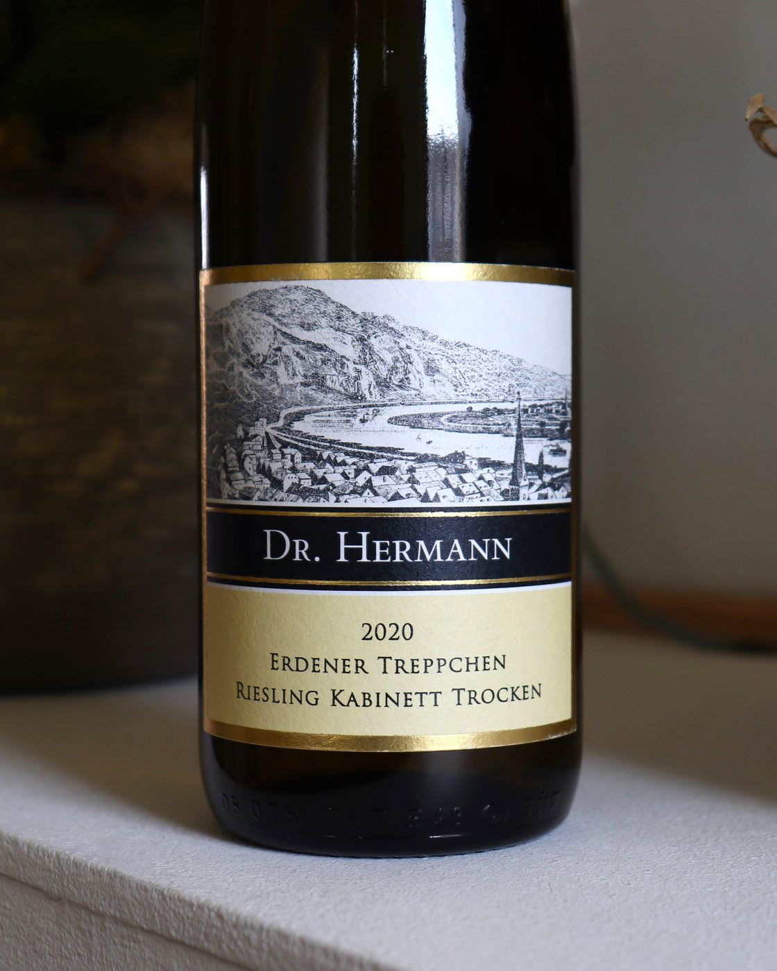 Erdener Treppchen Riesling Kabinett trocken 2020 Dr. Hermann — foto 2
